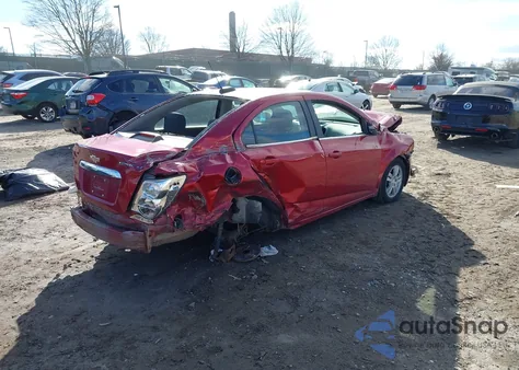 2016 Chevrolet Sonic Lt Auto z USA, uszkodzony, nr VIN 1G1JC5SG3G4146360